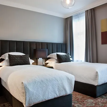 Royal Tulip Szálloda 5*