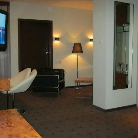 Royal Tulip Szálloda 5*