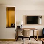 Royal Tulip Hotel 5*