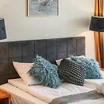 Hotel Royal Tulip