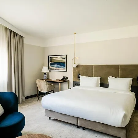 Hotel Royal Tulip