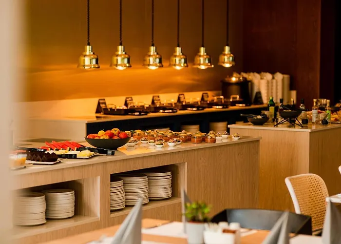 Royal Tulip Hotel 5*